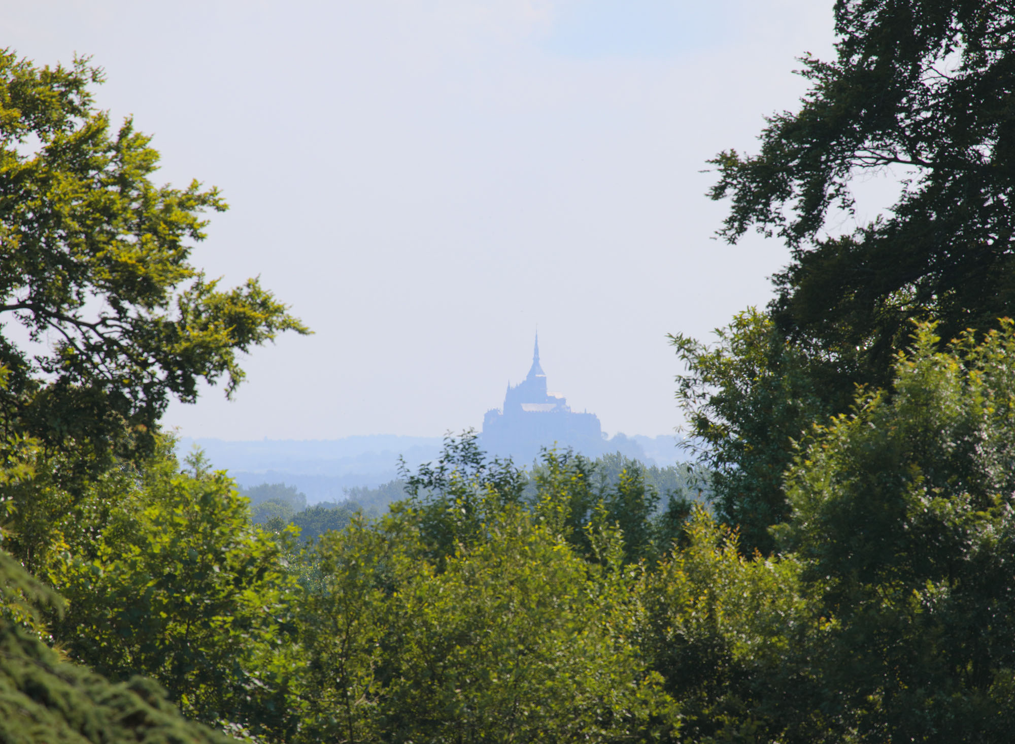 Photo de la vue du Mont Saint Michel depuis le château de Chantore