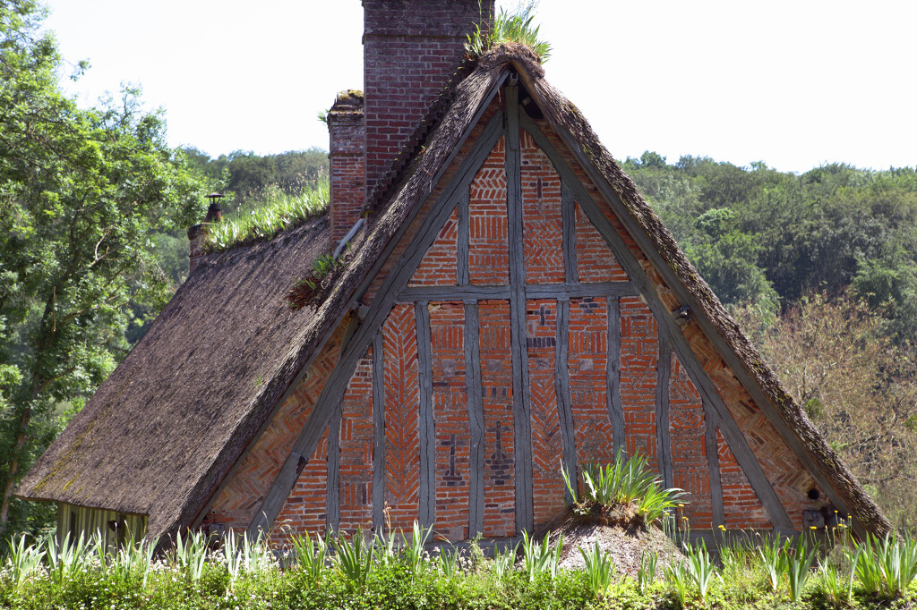Manoir du Perroy ; Manoir, pignon Ouest à Saint-Wandrille-Rançon. 