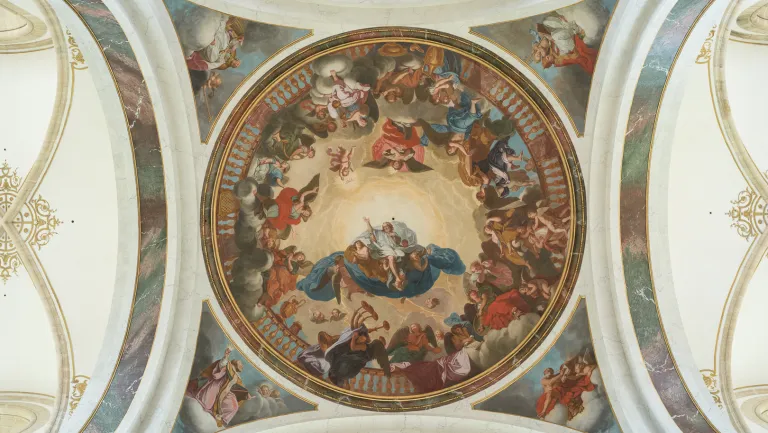 Coupole de l'abbaye de Mondaye.