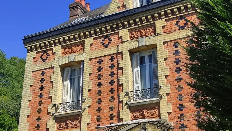 logement patronal, dite maison du directeur ; Façade ouest.