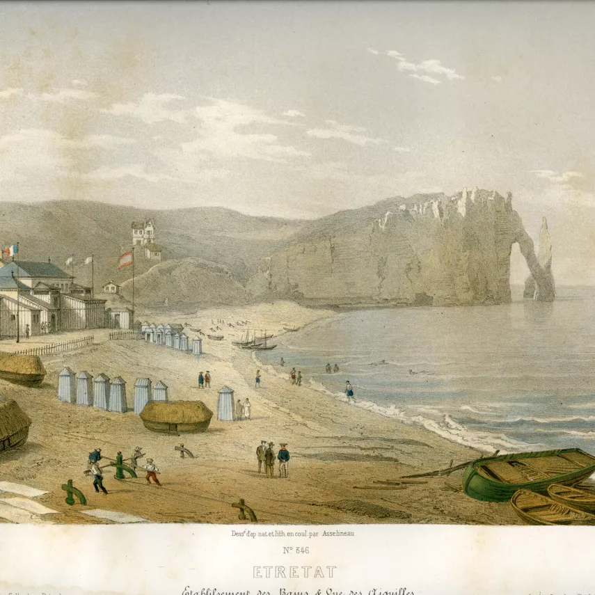 Carte postale établissement de Bains et vue des Aiguilles à Etretat