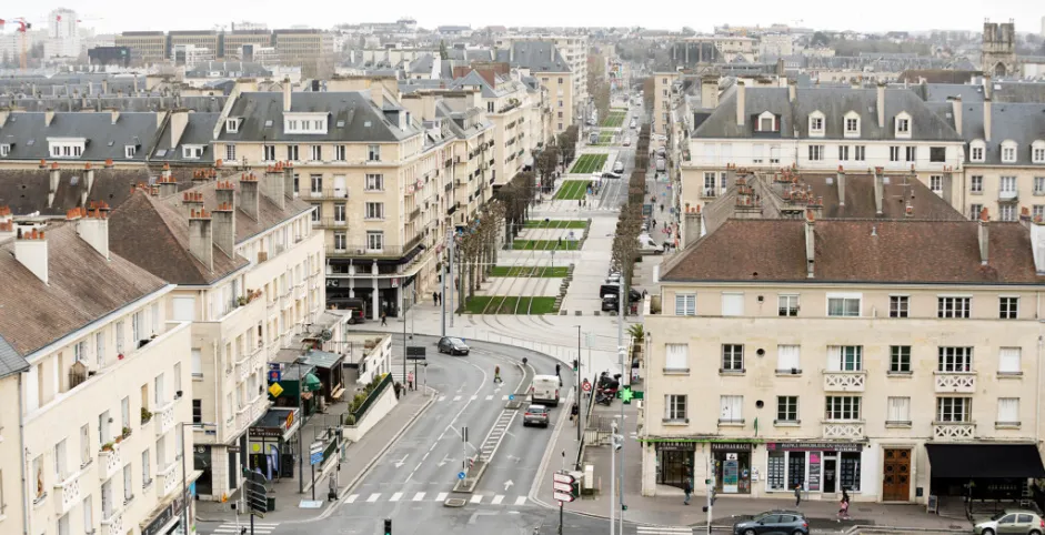 Photo du centre reconstruit de Caen